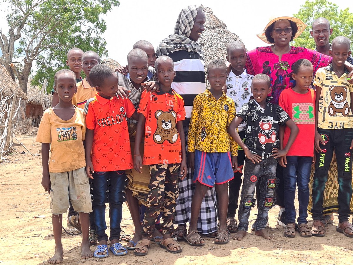 MkalamaRose's tweet photo. With faces of the future at Galili in Garsen constituency. It is gratifying to listen to the excitement from children whose homes and schools are connected to electricity. Happy to be part of the REREC  journey of connecting electricity in all corners of the country. https://t.co/mxGNqMxsNy