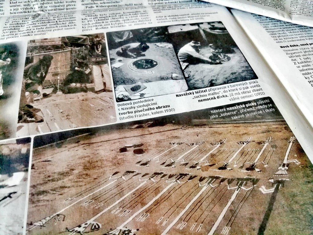martinrychlik's tweet photo. 🗞️ V sobotních LN #Orientace píšu o léčených obrazcích z písku (iikááh, #sandpaintings), které vytvářeli indiánští #Navahové. Technikou i silou výrazu inspirovaly třeba Jacksona Pollocka! 📸 E. S. Curtis, Wellcome Trust #Etno https://t.co/2EW7PwX8sQ