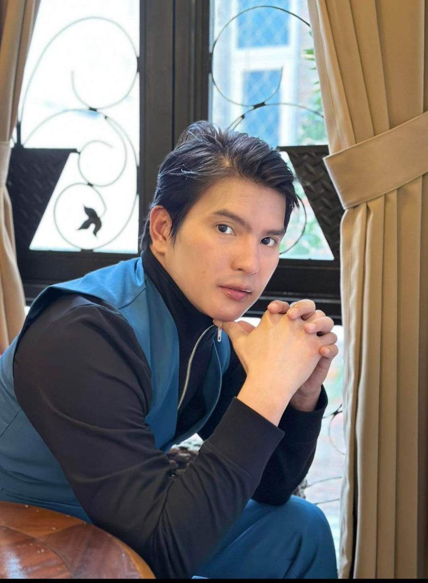 Para Sayo bunso gagawin namin buong suporta alam mo Yan Mula noon hanggang ngayon laban

MYGZ AWARDING TODAY

#MygzMolinoAWARDEE