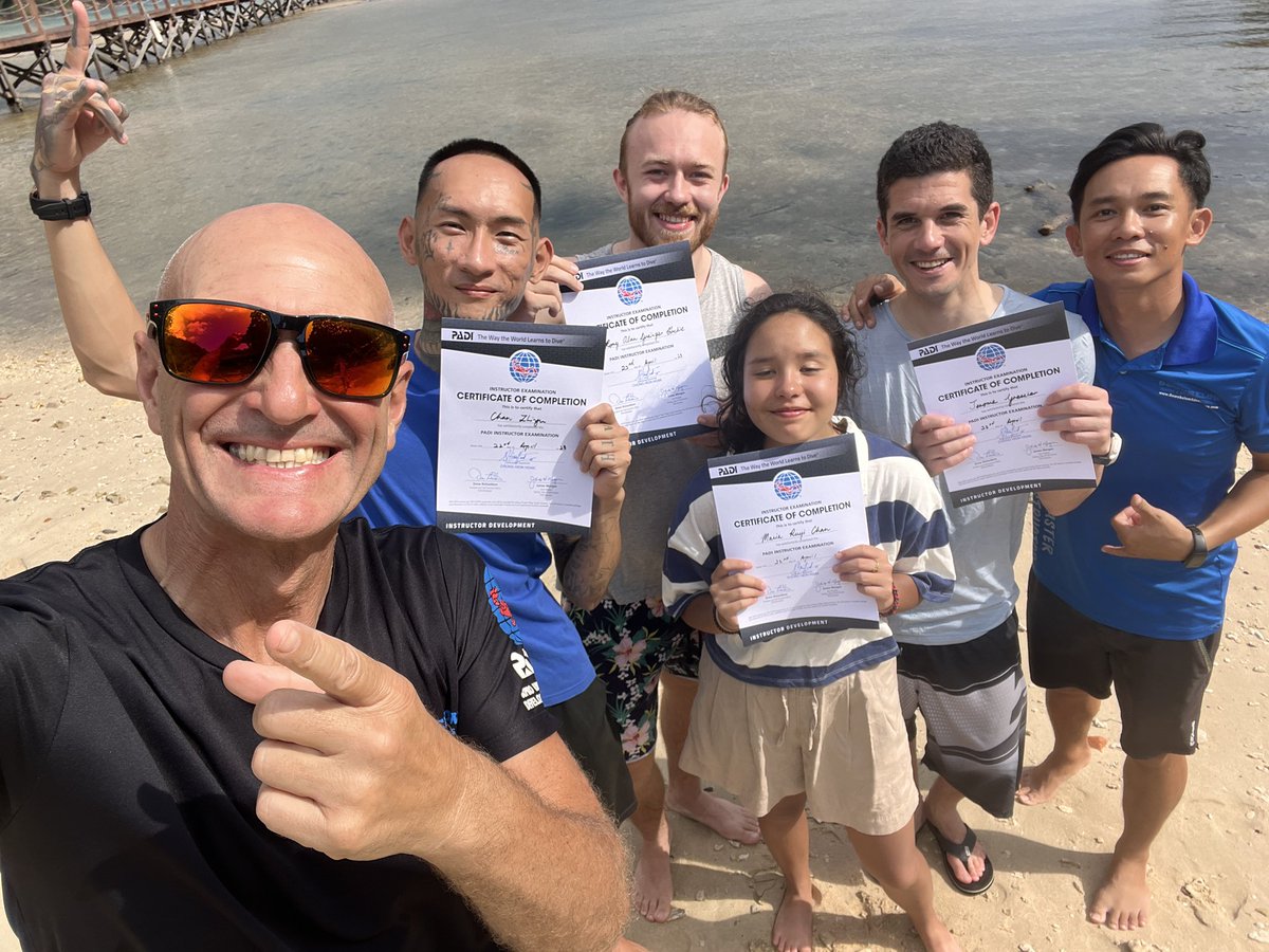 divedownbelow's tweet photo. Success in the #kotakinabalu #padi #instructorexamination for all the #downbelowdivecentre candidates #idc #livethedream https://t.co/zQTBg5YWu6