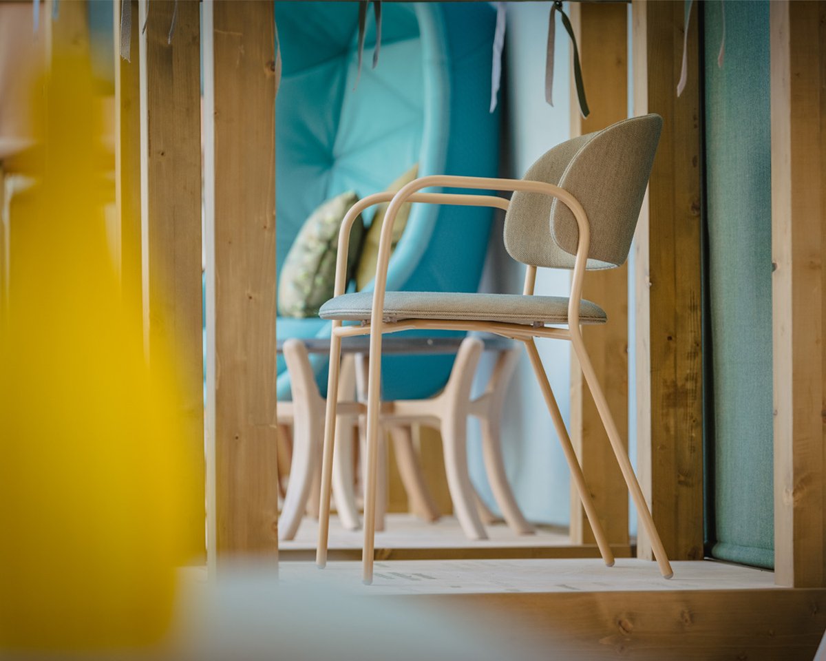 NewLifeContract's tweet photo. A unique atmosphere! We are  plased to share you some of the moments of our exibition in the dOT design Outdoor Taste, via and piazza San Marco 2 Milan. Design week 2023.

#dOT2023 #recycling #upcycling #Breradesigndistrict #Vgcrea #fuorisalone2023 #MDW #BDD #enspace https://t.co/Jp6cbnEML3
