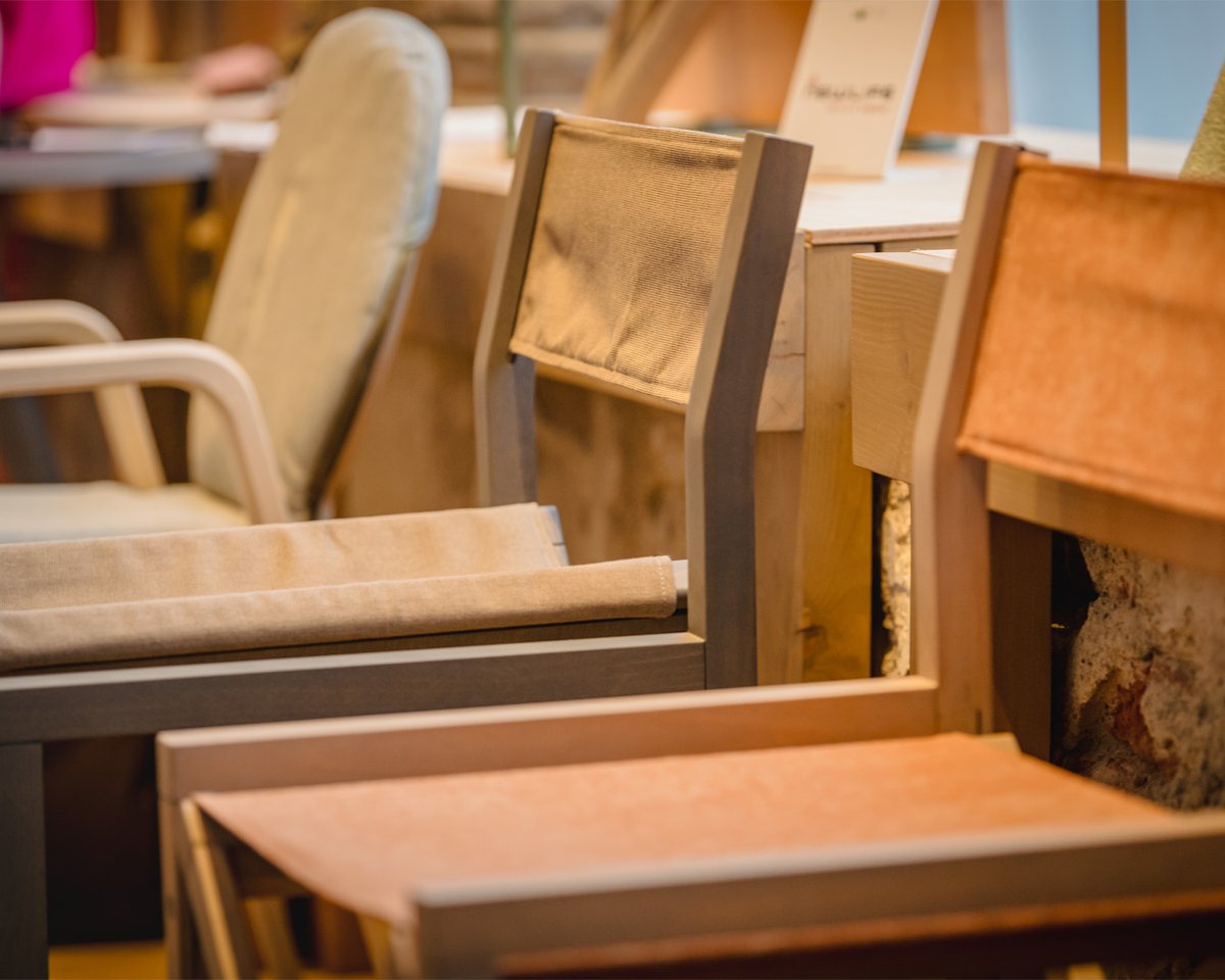 NewLifeContract's tweet photo. A unique atmosphere! We are  plased to share you some of the moments of our exibition in the dOT design Outdoor Taste, via and piazza San Marco 2 Milan. Design week 2023.

#dOT2023 #recycling #upcycling #Breradesigndistrict #Vgcrea #fuorisalone2023 #MDW #BDD #enspace https://t.co/Jp6cbnEML3
