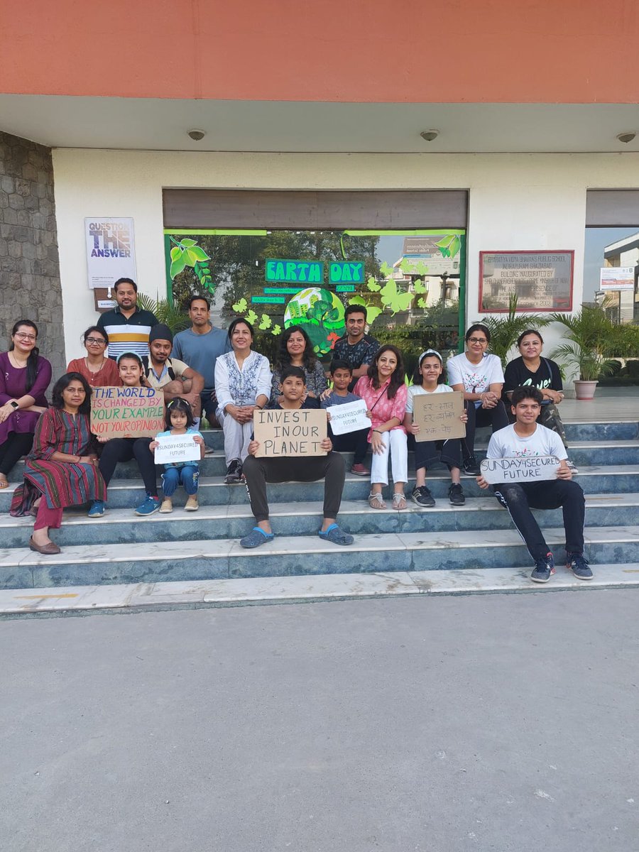 neha0482's tweet photo. Happy 🌍 Day to all! Invest in our planet. #cambridgelearners #EarthDay23 #eachoneplantone @cambridgewing @IprmGrp @RitaSingh0210 @Anupam_Sharmaa @akmittals @AboutImpact @sdgchoupal @_WeRiseTogether @Neelam0772 @IamBalashan1980 @learnwithcomics #planetearth @gupta_anju9 #mybit https://t.co/7RztFEaQcY