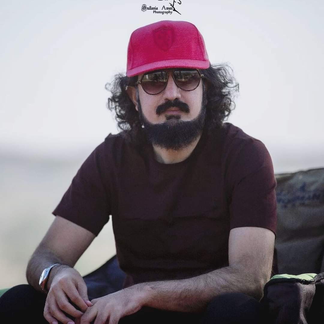 Give to the youth my sighs of dawn;
Give wings to these eaglets again,

This, dear Lord, is my only wish
That my insights should be shared by all!

#HBDSahibzadaSultan422