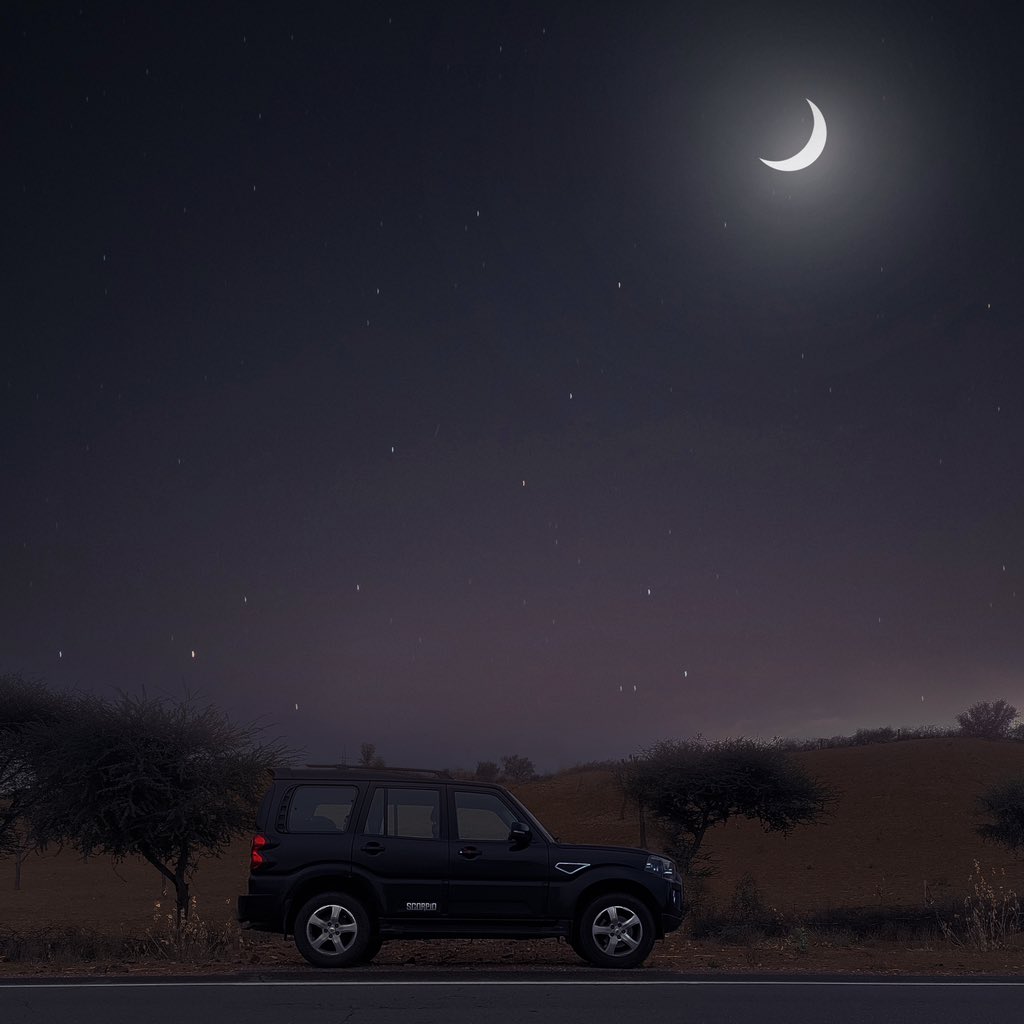 #EidMubarak 🌙

May the moon of Eid drive brightness in our lives #EidAlFitr ✨

#Truebil