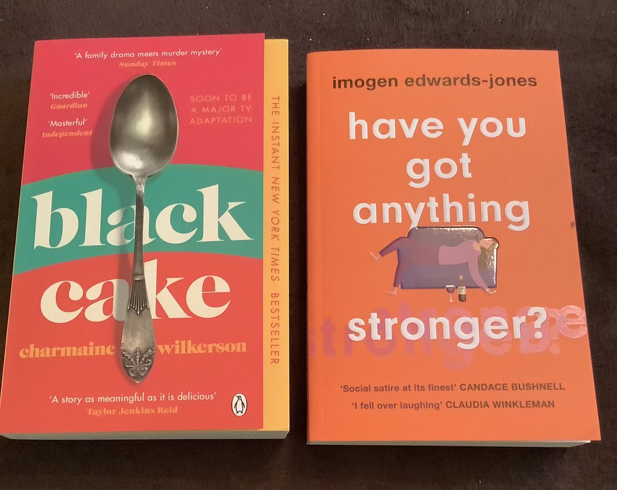 Deebeecee60's tweet image. Himself knows me so well…anniversary presents👇

Not sure which to start with…🤔
#HelpMeChoose