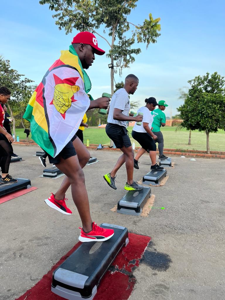 CelofitnessZ's tweet photo. Uhuru Celebrations RELOADED Super Step Aerobic Session this morning at Celofitness π₯. Stay fit.
@CimasMedical @FMH_Health
#ZimAt43
#UhuruReloaded
#JoinCFToday https://t.co/2alxiJ3vvH