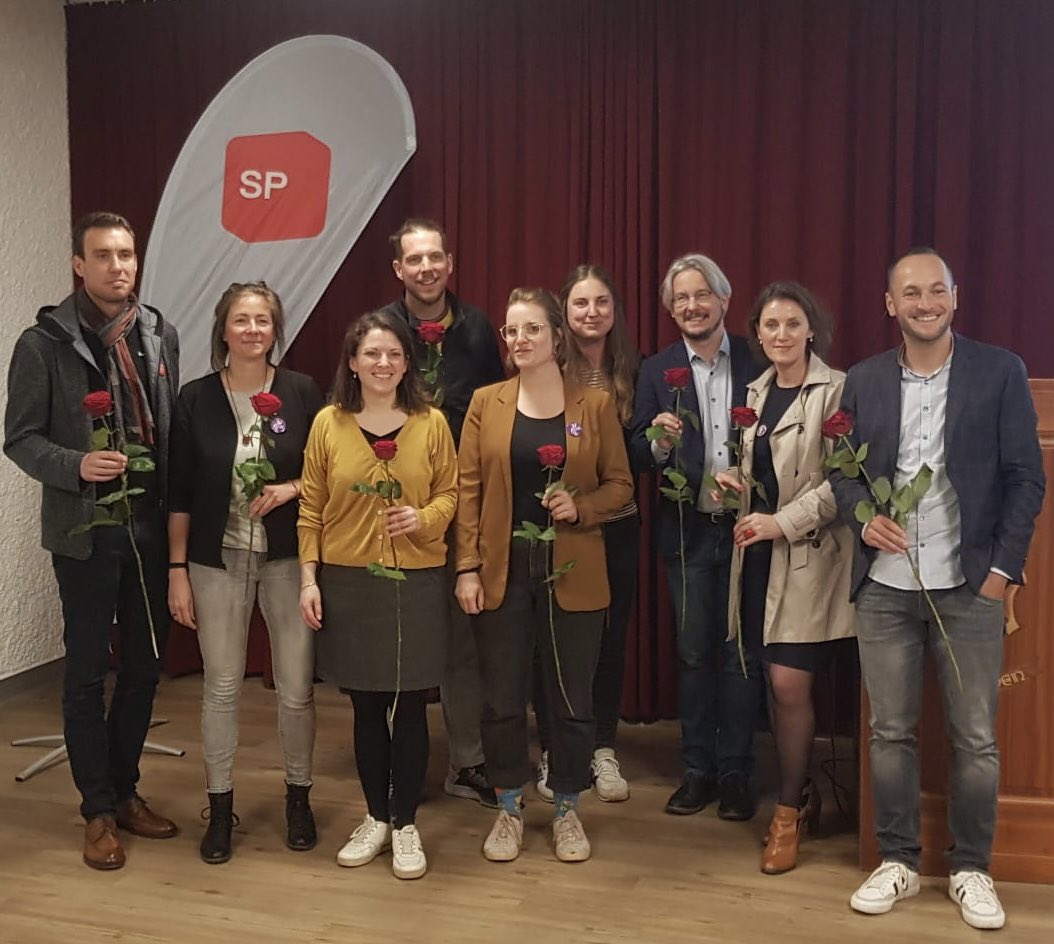 Congrès de nomination du <a href="/SPOberwallis/">SP Oberwallis</a> à Lalden.
Félicitations à Claudia Alpiger, Erpen Sascha, Dina Studer, David Gundi et Rahel Zimmermann, des candidates et candidats motivés et engagés ! Je me réjouis de faire campagne avec vous.