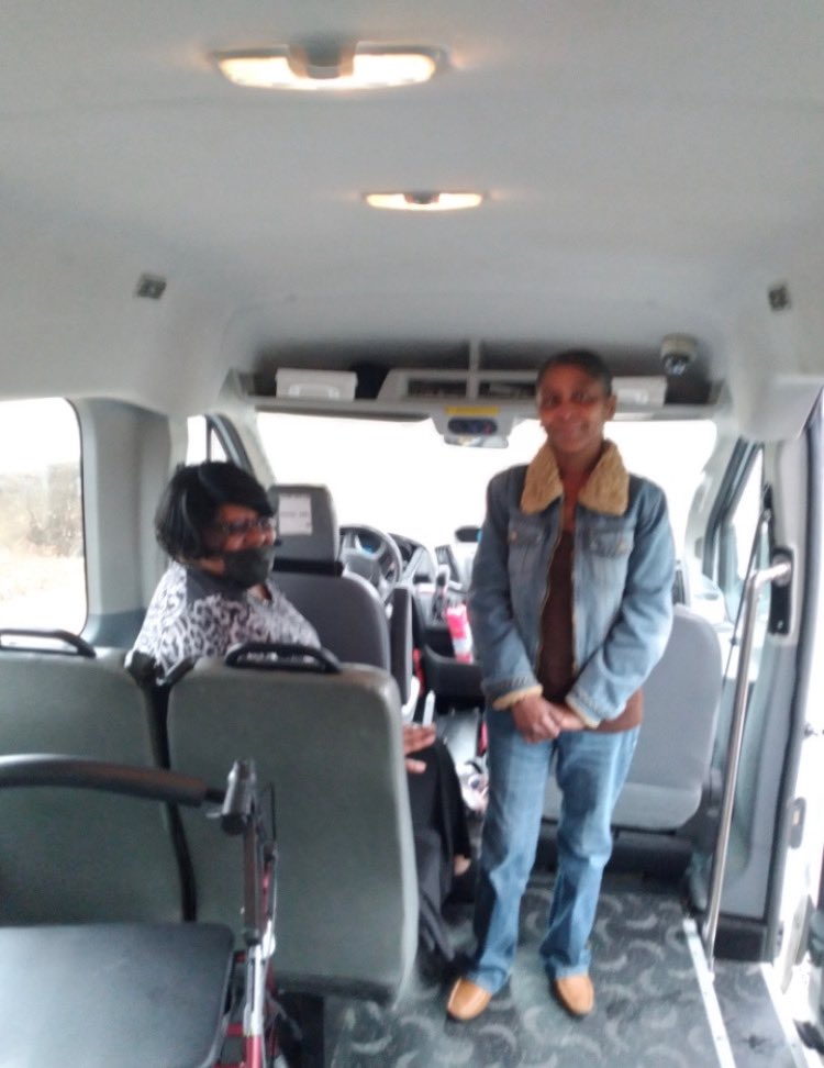 BccoaHda's tweet photo. HDAT/RIDESHARE has set aside the month of April to celebrate our partners. Our greatest partners are our passengers who entrust us daily to provide their transportation services. HDAT appreciate each of you for being a valuable partner and we say thank you. #trytransitms https://t.co/iQNaQGM0bA