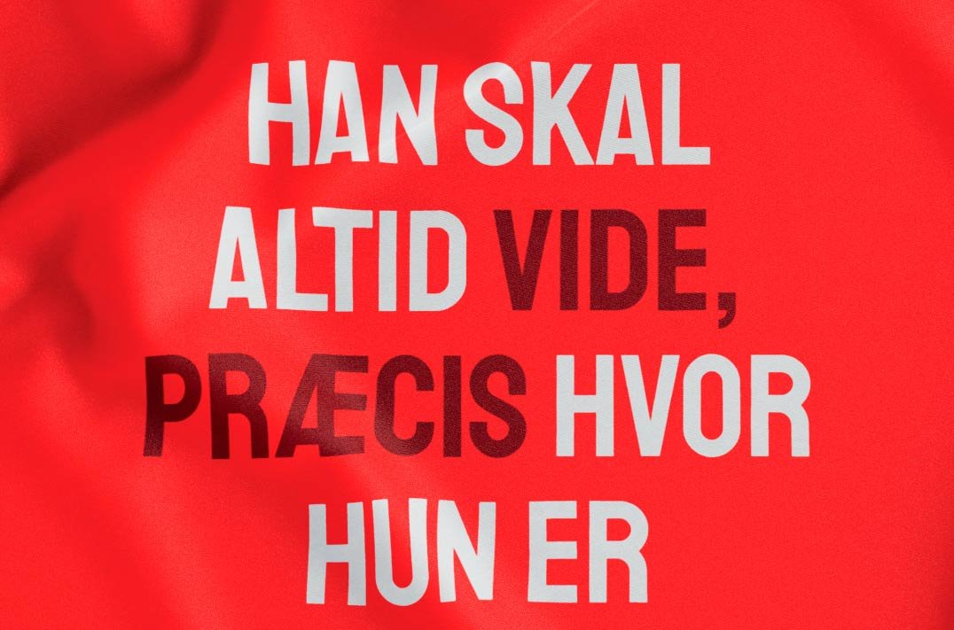 .<a href="/DannerDk/">Danner</a> sætter fokus på at overvågning er kontrol. Hækkerup brugte risiko for overfald og voldtægt som undskyldning for at overvåge alle kvinder, døgnet rundt, året rundt. DR, TV2 og JP brugte usande cases i skræmmekampagne. Overvågning er et rødt flag. 🚩 #dkpol