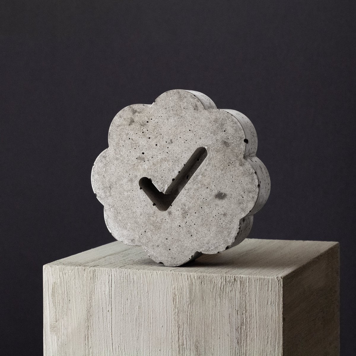 proroketh's tweet photo. gm friends ☕️🧱

I would love to exhibit a ConcretePunk or CONCRETEMEME IRL at @NFCsummit

Does anyone know anyone putting on a show that could make it happen? https://t.co/x9V5kfSEH7