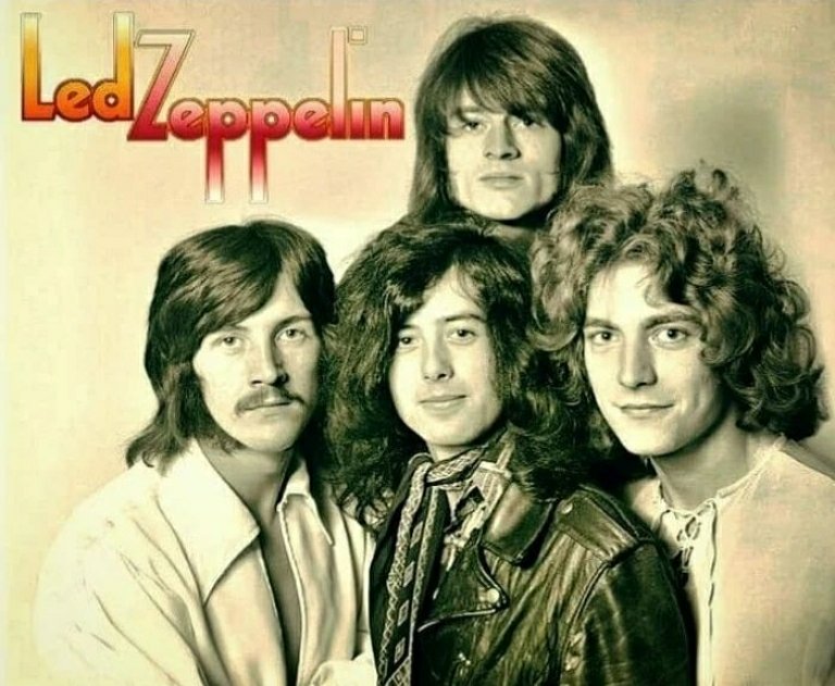 MaxxGhe's tweet photo. Le boy-band.
Quelle f-o-t-o-n-i-c-h-e.
Quelle l-e-g-g-e-n-d-a-r-i-e.
#Bonzy #Jimmy #Johnny #Robby https://t.co/o3oDvhmiiK