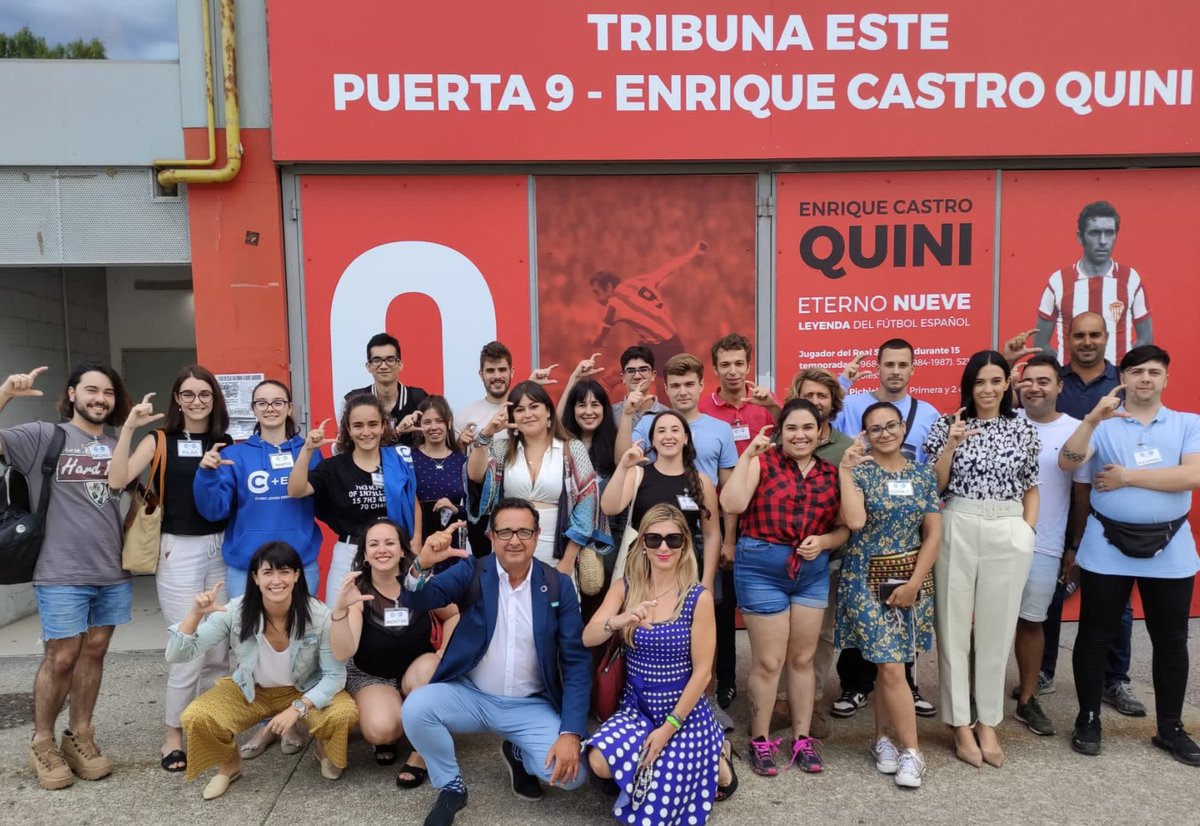 ClinicEmprenda's tweet photo. #juventud asturiana en acción en Programa de Alto Rendimiento Emprendedor Clinic JOVEN EMPRENDA https://t.co/WT3zyruDkc con plazo de INSCRIPCIÓN abierto para #jovenes #emprendedores sociales, empresariales y/o intraemprendedores @Mocedastur @AJEASTURIAS @ceeiasturias @Valnalon https://t.co/6lAVQDZfPE