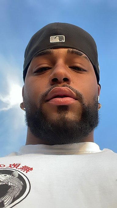 ___Terrance__'s tweet image. Own it 

beacons.ai/only.fans.free/