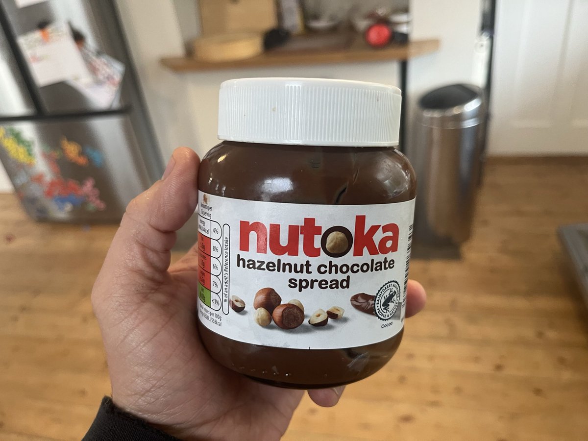 joeyizzy's tweet image. Aldi really missed a trick by not calling this “Notella”