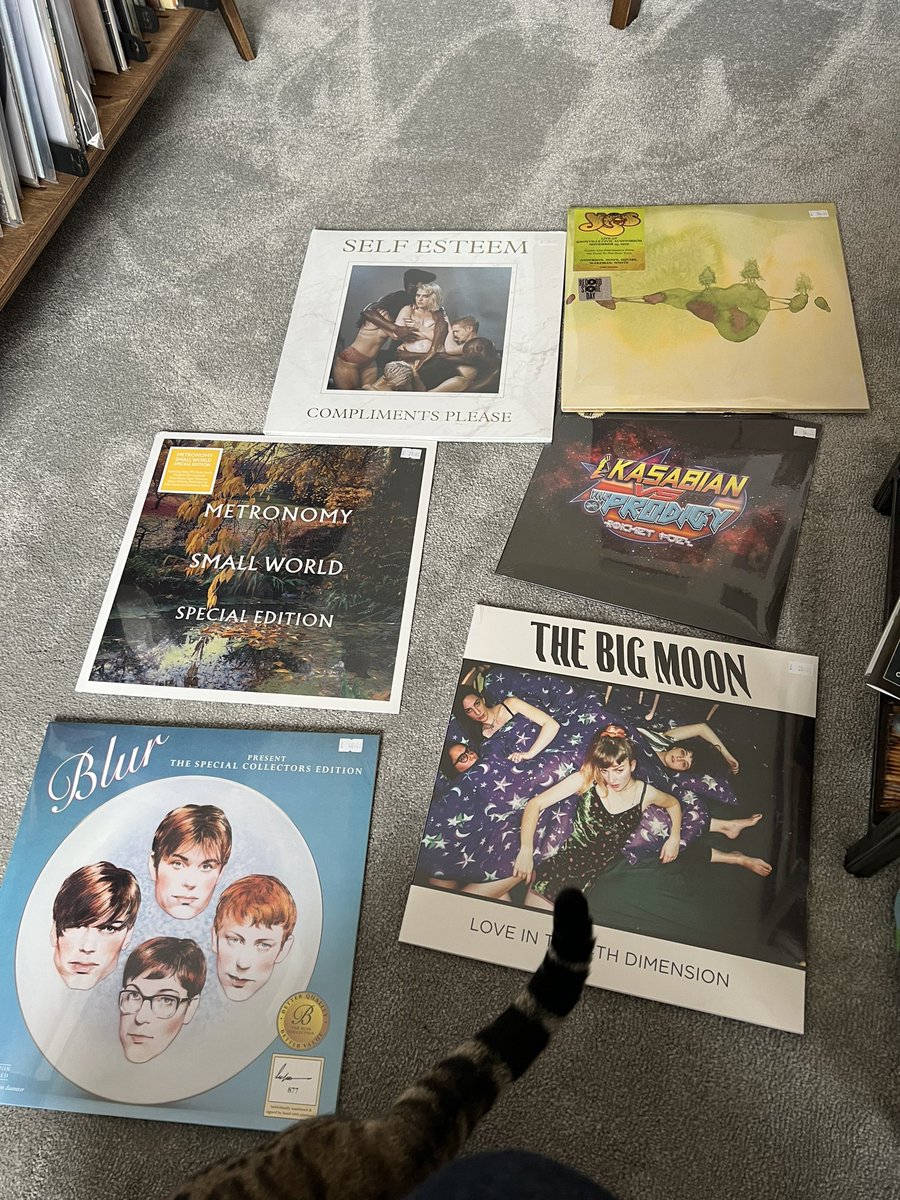 #RSD2023 haul. Thanks <a href="/winylshop/">winylshop</a> 🙌