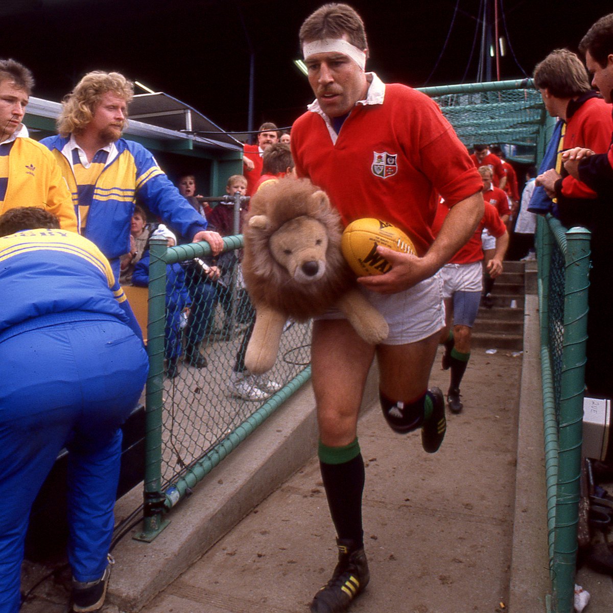 lionsofficial's tweet photo. After the loss, Lenihan captained the midweek side, known as Donal’s Doughnuts, to a stirring 41-25 win over the ACT Brumbies 💪
The win helped galvanise the players and put the Tour back on track 📈 https://t.co/7QJiEtwJIb