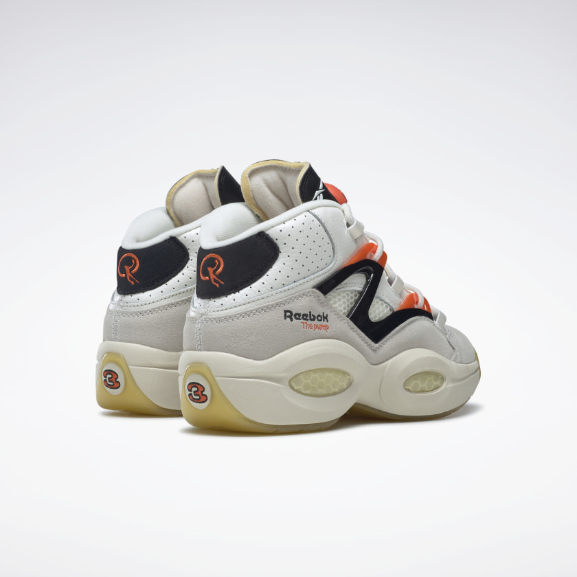 SOLELINKS's tweet photo. Ad: Reebok Question Pump 'Black/White' dropping at 7am PT/10am ET 

Foot Locker:https://t.co/yvamtihNq4
Champs:https://t.co/PJz9hr01KS https://t.co/0ceHxhRDU2