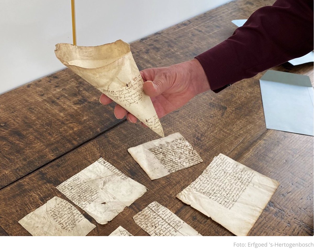 De stadsfinancien van Den Bosch dreven in de 17e eeuw bijna letterlijk op accijnzen op bier en wijn. Onlangs werd door Erfgoed DB een puntzak voor voedsel gevonden uit die tijd met verschillende krabbels over belasting op drank en voedsel. Mooi voorbeeld van hergebruik!