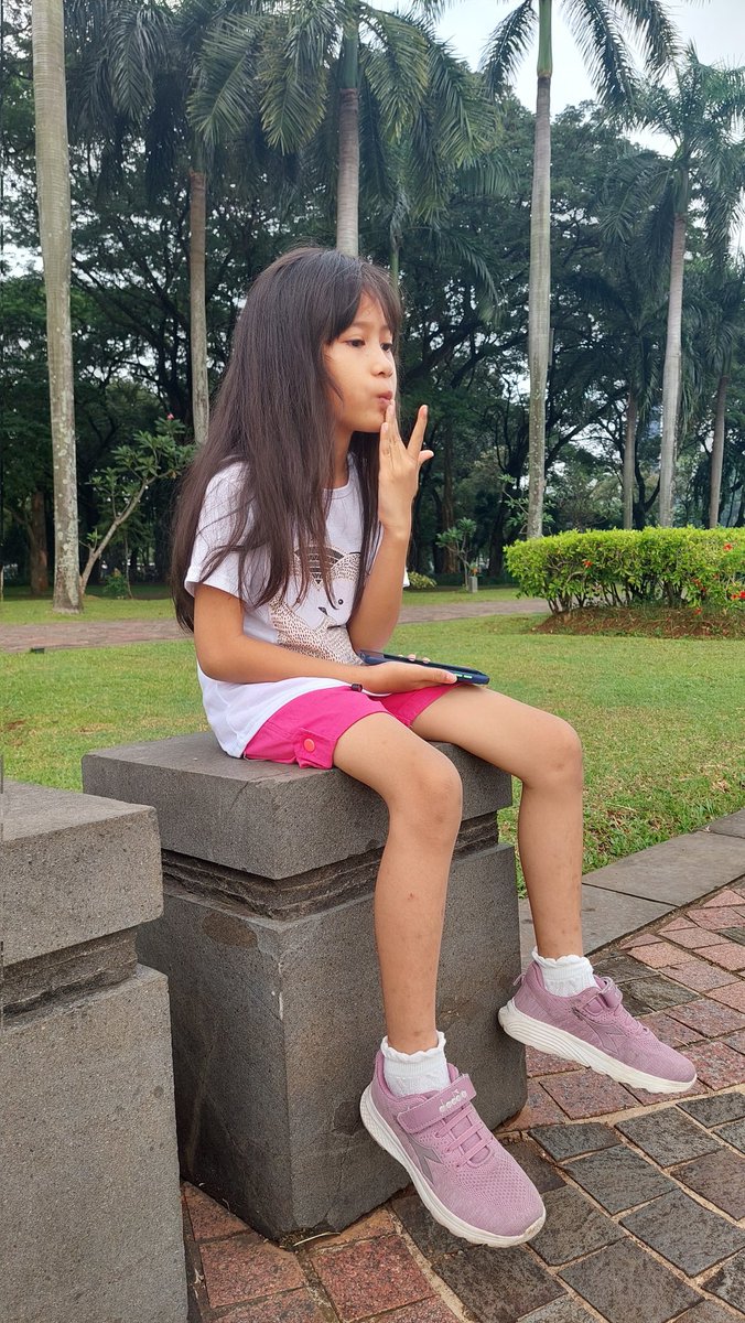 marthaadel's tweet photo. Sedih g dpt hotspot 😅 https://t.co/LfDPpYI95c
