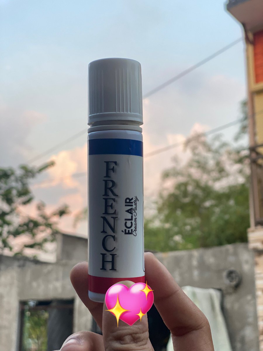 “FRENCH ECLAIR CREAM PASTRY” #vape #vapelife #vapejuice
#Marikina 🤍🤍