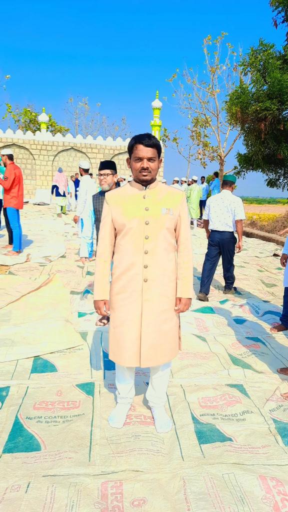 AshfaqDarood's tweet photo. السلام علیکم ورحمتہ اللہ وبرکاتہ

تَقَبّلَ اللّٰهُ مِنَّا وَمِنْكُم

میری جانب سے آپکو اور آپکے سبھی گھر والوں کو دل کی عمیق گہرائیوں سے "*عید الفطر کی مبارکباد*" ۔اللہ ہمارے سارے روزوں کو سارے نمازوں کو اور ساری عبادتوں کو قبول فرمائے۔اور ہر گناہوں کو معاف فرمائے۔۔۔۔۔ https://t.co/6x85xjzsrt