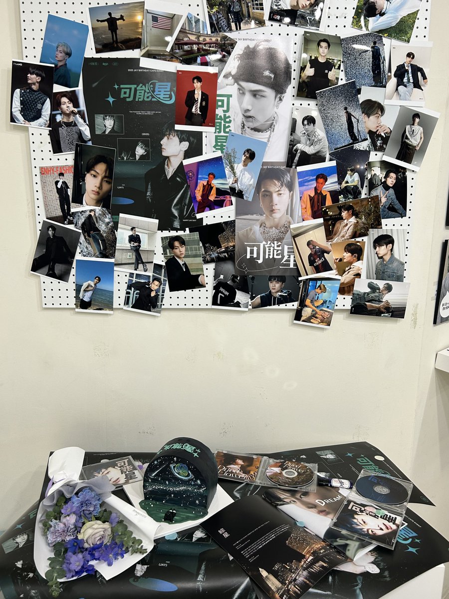 photobyjay's tweet photo. 📍홍대 카페 프레이밍

별을 좋아하는 이유가 있나요?
전 항상 그 자리에 있어서 좋아요
종성이라는 별도 항상 빛났으면 해

#우리가_본_종성이의_가능星 🌌 https://t.co/DAUuBdE2GI