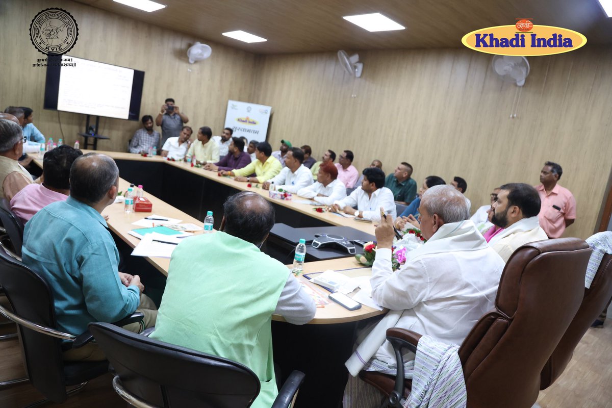 ChairmanKvic's tweet photo. Attended #PMEGP Awareness Programme at State Office, Jaipur, Rajasthan with Hon’ble MP Shri Ramcharan Bohra, Jaipur Constituency &amp; Panchayat Pradhan Ji on development goals of #Khadi &amp; #Gramodyog. 

#kvic #khadiinida #khadi https://t.co/Q2kK7AXgDc