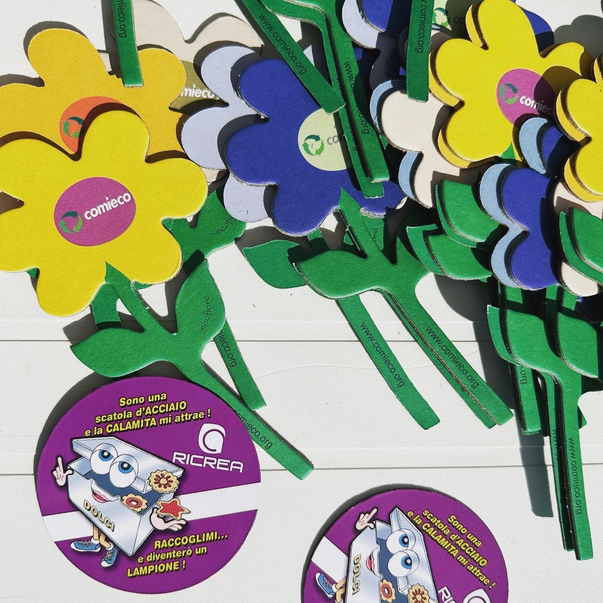 SerenaNogarotto's tweet photo. #EarthDay a #Latina con Programma Eco-Schools Comune di Latina e l’azienda speciale ABC. Idee, progetti, opere creative. E soprattutto consapevolezza: è necessario fare qualcosa per salvaguardare il nostro bellissimo pianeta. I giovani ci sono! #speranza ♻️ @EcoSchoolsInt https://t.co/K1uC0aBclJ