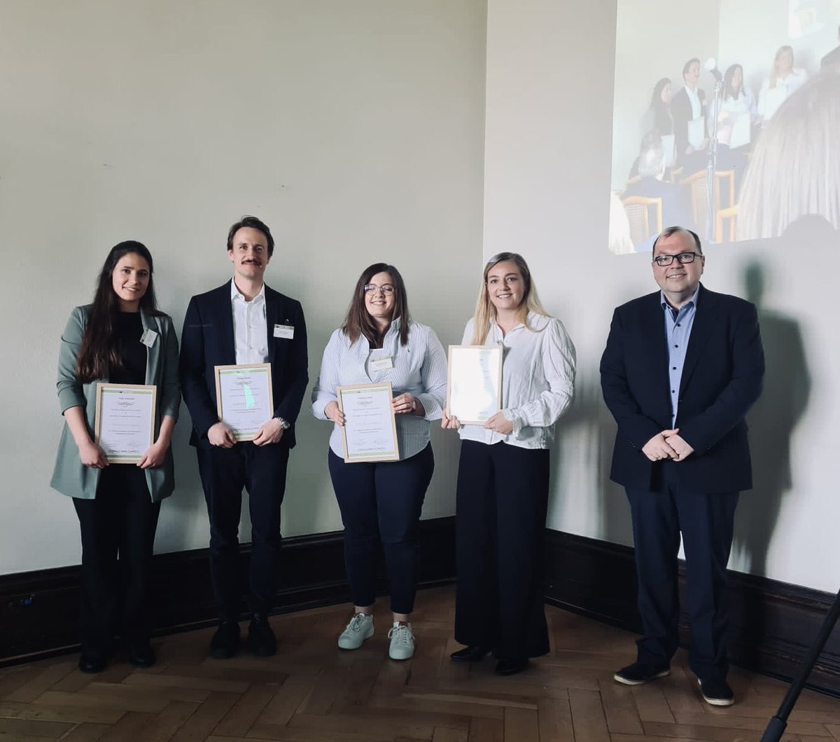 CNSR_cph's tweet photo. 🎊 Congratulations to postdoc @CecilieLemvigh who just received an Early Career Award at the prestigious Giessen International Schizophrenia Symposium in Germany. 
The award is given for highly promising contributions to schizophrenia research ⭐️ https://t.co/MVjQz8E5CR