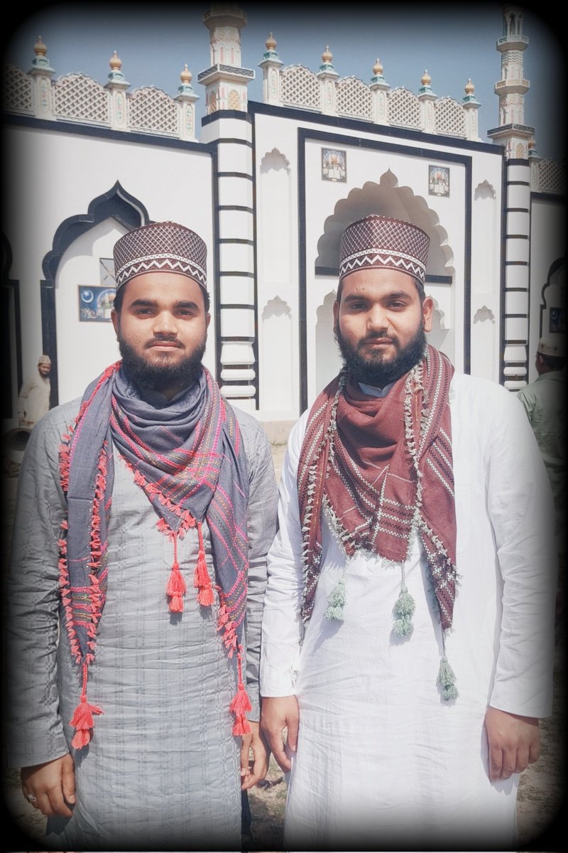 ShuaibRazaLive's tweet image. #Eid2023 #EidMubarak  #WithFriend