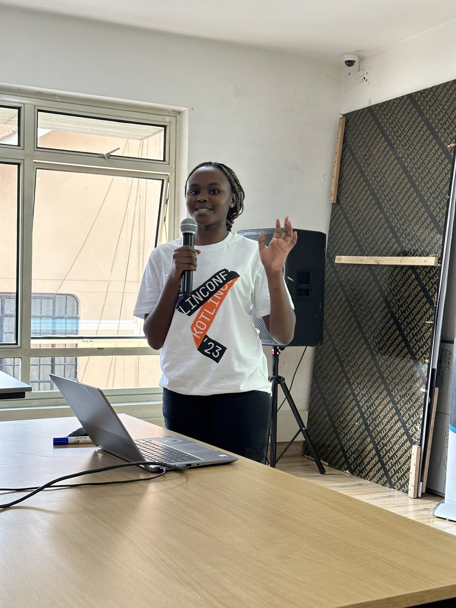 wangerekaharun's tweet image. @AnnieKobia Starting with the intro session on the #KotlinConfGlobal Nairobi session by @kotlinkenya @254androiddevs  happening at @moringaschool