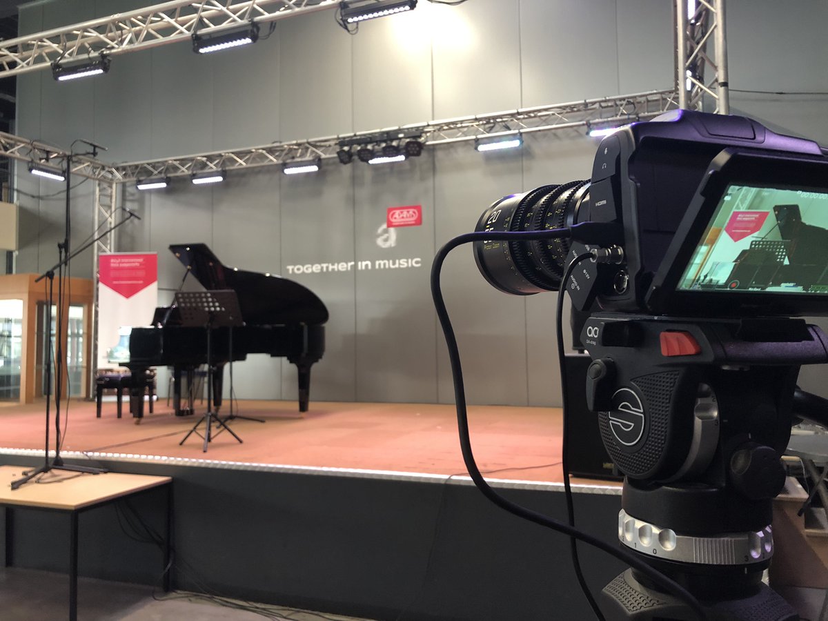 All cameras are running: final rounds Dutch International #piccolo and #flute #competition <a href="/flutecentre/">Adams Flute Centre</a> 
We offer our participants a well-organized flutecompetition.com and the opportunity to gain contacts for life...
#talent #students #musician #classicalmusicians