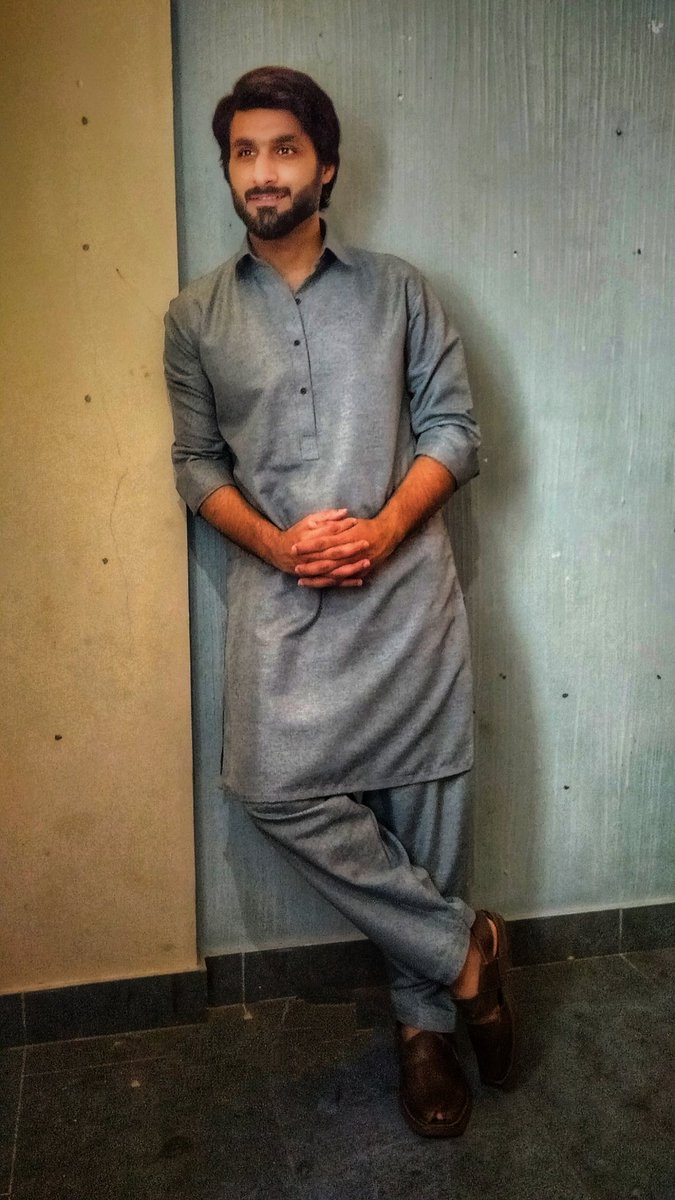 hkb_butt's tweet photo. This is the day when we should pay gratitude to the divine light for all the wonderful things around us. #EidMubarak
#EidUlFitr
#Eid2023
#EidMubarak2023 
#EidAlFitr2023 
#EidVibes https://t.co/mdkAIFmLPC