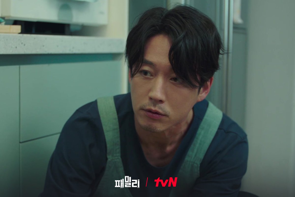 kikikanata's tweet photo. New pics from ep. 3 #Family drama #JangHyuk https://t.co/a5Ia1JmKN4