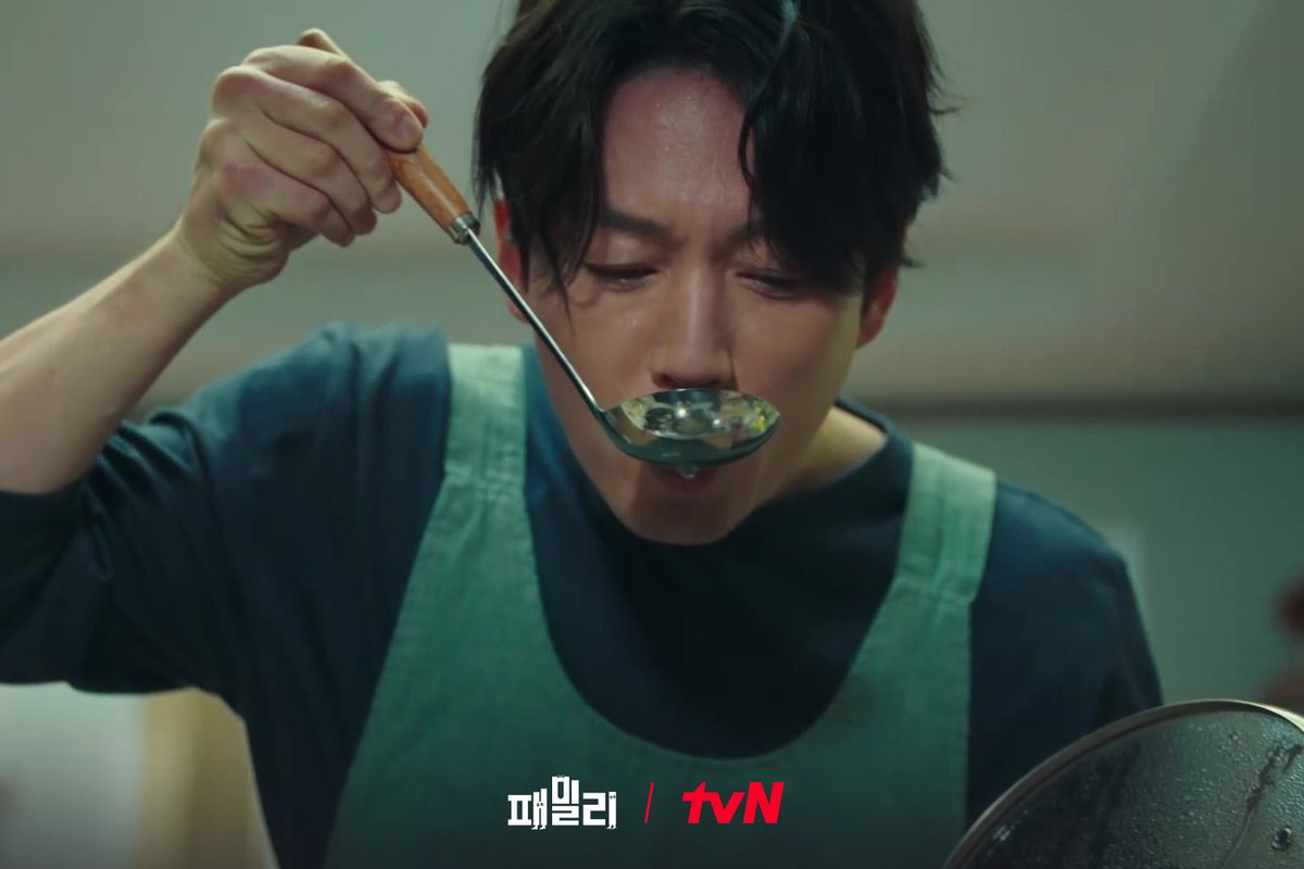 kikikanata's tweet photo. New pics from ep. 3 #Family drama #JangHyuk https://t.co/a5Ia1JmKN4