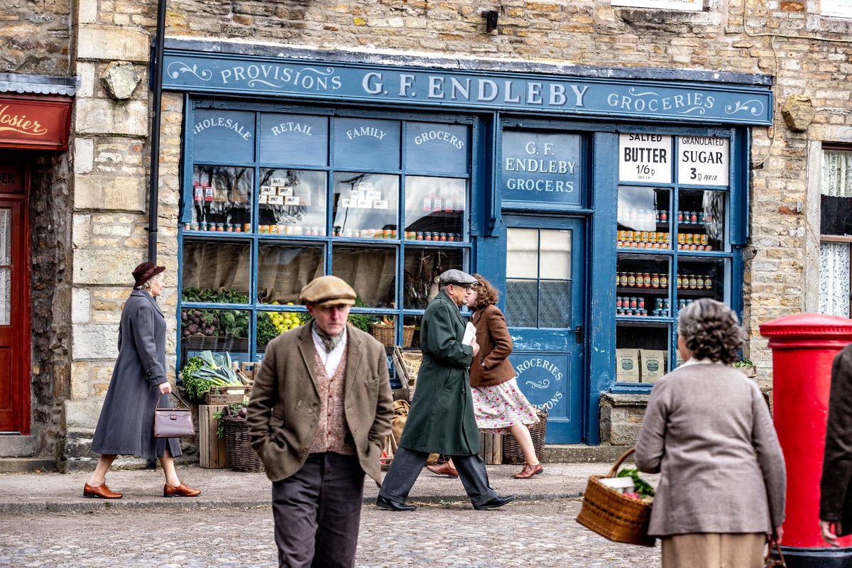 StripeyBadgers's tweet photo. We'll be selling mostly ๐ฅ๐ฅฌ๐ง
next week as we are transformed into #GFEndleby for filming #ACGAS. Open for ๐Monday, Tuesday and Friday. (Not really selling veg but it just looks like it ๐คฃ) Loving #Grassington transformed #Darrowby https://t.co/cWu63iTx4k