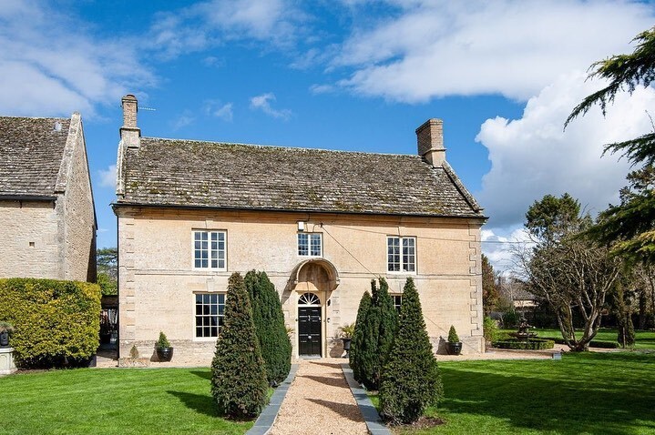Cotswold Buying Agent tweet media