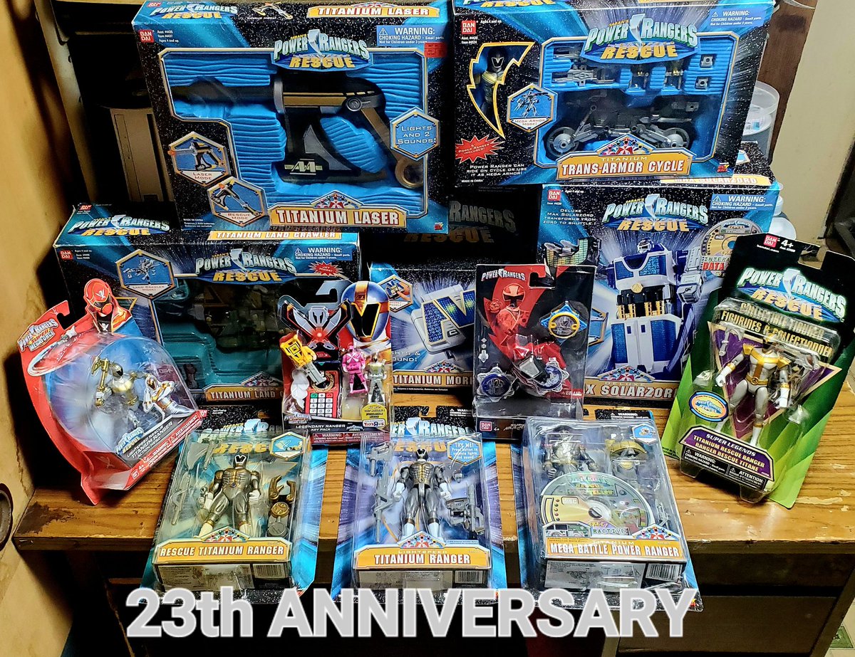 MMPR_Project_R's tweet photo. 🎊23th ANNIVERSARY🎊
ーTITANIUM RANGERー
今日、4/22は
Power Rangers Lightspeed Rescue
11話「From Deep in The Shadows」が放送されタイタニアムレンジャーが初登場した日
これからも日本から応援し続けます
愛してるぜ~!😆
#PowerRangers
#TitaniumRanger
#RyanMitchell
#RhettFisher https://t.co/IkjpkxfEUf
