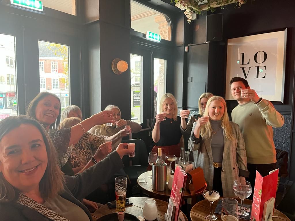 RebeccaMeats's tweet photo. And an evening saying goodbye to the wonderful @VickyHolden6. Good Luck in your new role. We will miss you immensely! #TeamStrategy #TeamNUH @TeamNUH https://t.co/P1vwERTbL2
