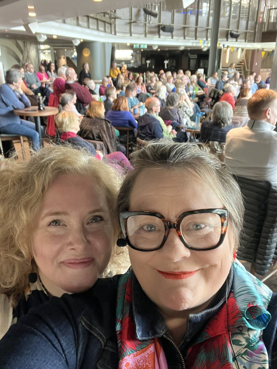 AcademicArchers tweet media