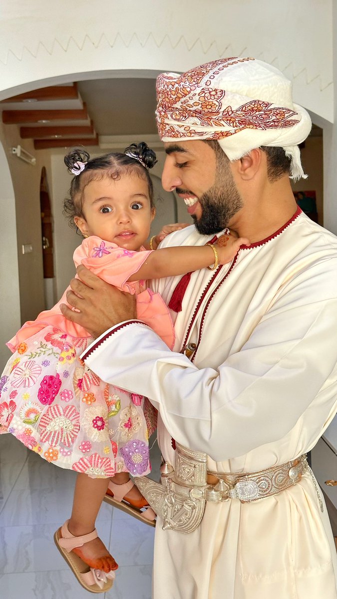 كل عام وانتوا بألف صحة وعافيه 😍😍 ،، وما يصير يمر العيد وما نشارك في هاشتاج #كشخة_العيد 

و #عيدكم_مبارك