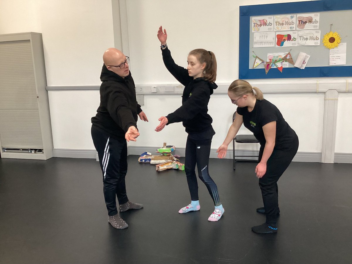 HubbubTheatre's tweet photo. We may have been quiet here but that doesn’t mean there’s not much going on #lifeoffline #transformingleadership #coleadership  #TheDrum #HubbubWay @ReimagineDerby @TNLComFund @dedaderby @DerbyTheatre #integrity #cocreation #wellbeingmatters Exciting updates &amp; news soon 😊🌻💚🌻 https://t.co/NIBvru9gEx