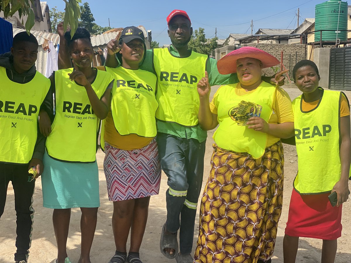 CitizenWakura's tweet photo. We #Reap @ngadziore @CCCZimbabwe https://t.co/7bFUZLCTWY