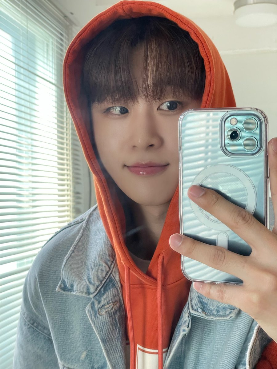jflo_newkidd's tweet photo. ☀️😝🧡

#Newkidd #뉴키드 #Jinkwon #진권 https://t.co/dGtjkr1Im8
