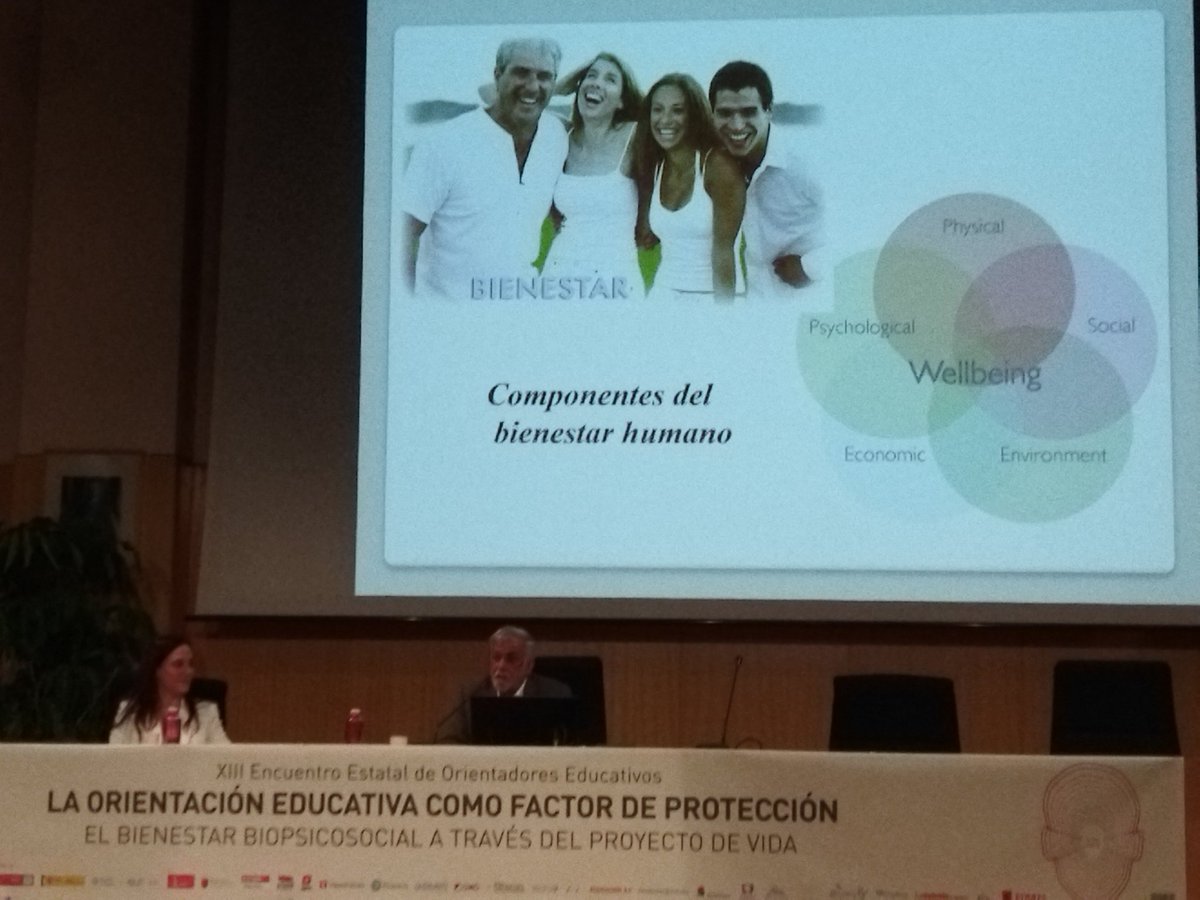 tochemase's tweet photo. Un lujo oír a Ignacio Morgado #XIIIEncuentroEstatalOE@asosgra. Un fin de semana de formación, compartiendo con orientadores de toda España la preocupación por la Educación y  el bienestar biopsicosocial a través de proyectos de vida  @cepgranada @EquipoTcnico https://t.co/5qL7e9rGW4