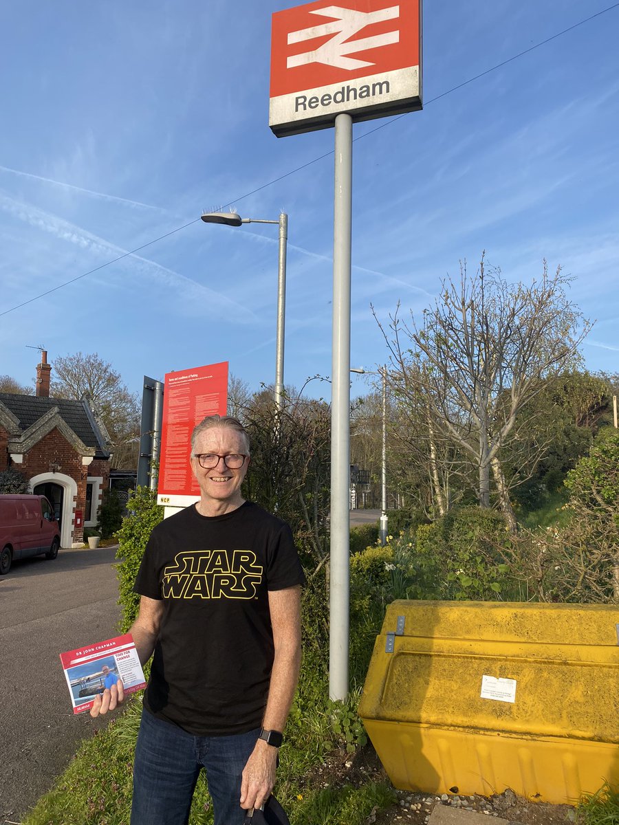 DrJohn4Marshes's tweet photo. Leafleting in #Reedham. 

Remember that the elections are on May 4th. Star Wars Day. https://t.co/JUzHofKv2M