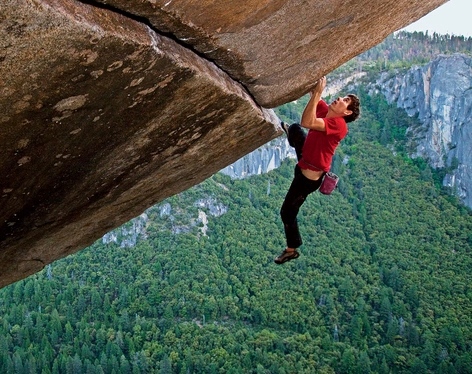 simonmundie's tweet photo. “The two great risks are risking too much but also risking too little. For me, not risking anything is worse than death” – Jimmy Chin, director of Free Solo
Are you risking too little?
Listen Now: https://t.co/D6bHJZWbLh
Subscribe for new episodes
#LifeLessons #TLLP https://t.co/zYjuJHxlGI