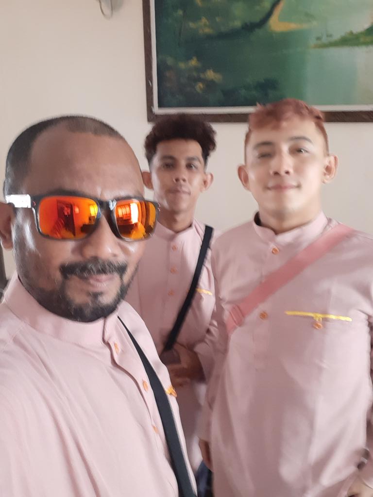 kayriel74's tweet photo. EiD mubarak.. https://t.co/BDFTLyKpNS