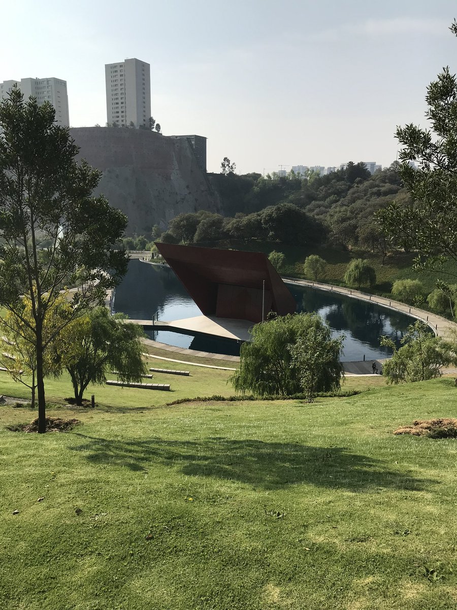 CWparkman's tweet photo. Let’s celebrate the contribution our wonderful parks and green space make to all our lives on #EarthDay #worldparksweek #parks #loveparks @WUParks @GreenFlagAwdInt https://t.co/4vHs4aglAI